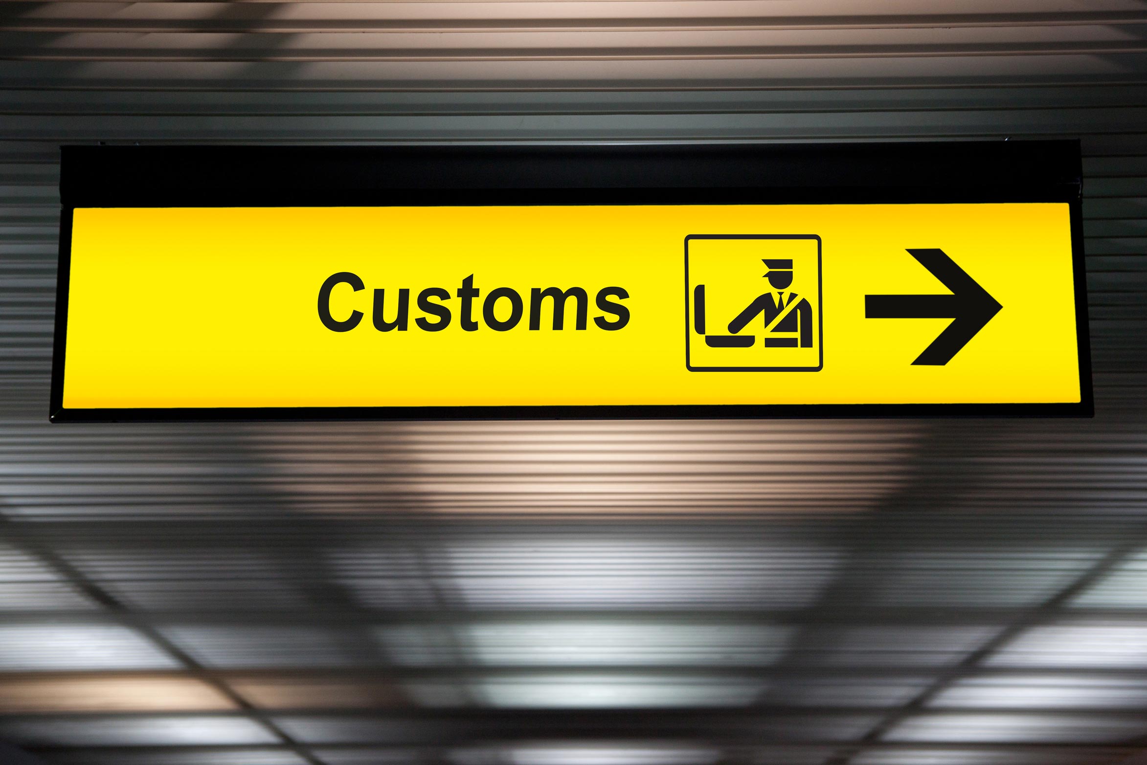 UK Border Customs sign